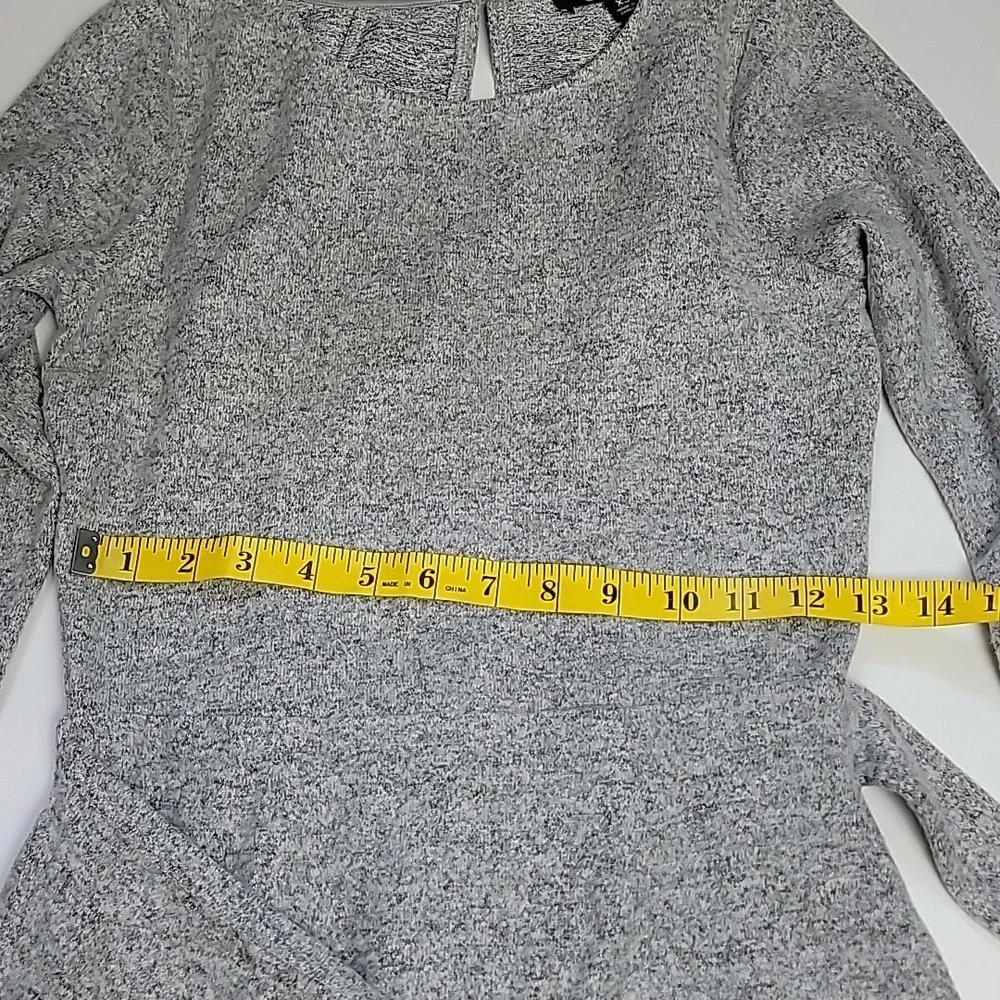 Women's Lulu's dress - Picture 13 of 13